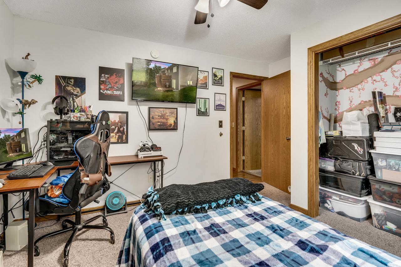 2011 Sandalwood DRIVE