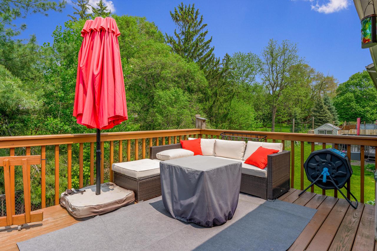 2011 Sandalwood DRIVE