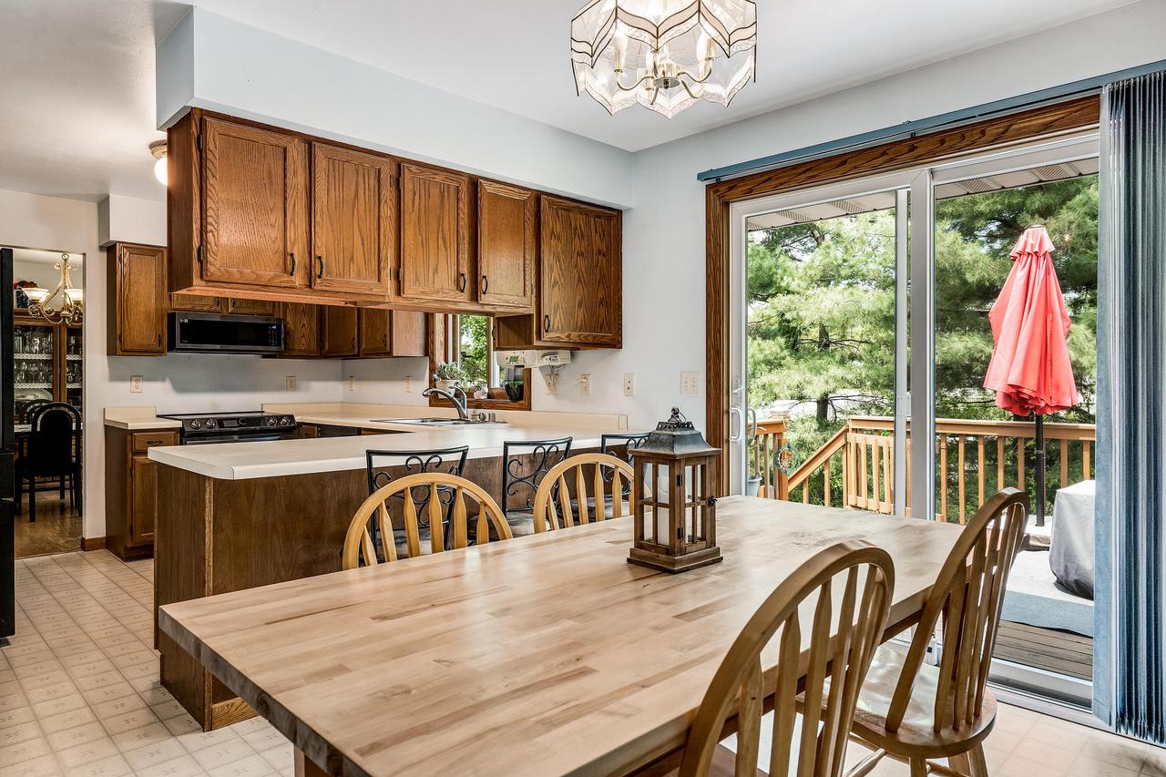 2011 Sandalwood DRIVE