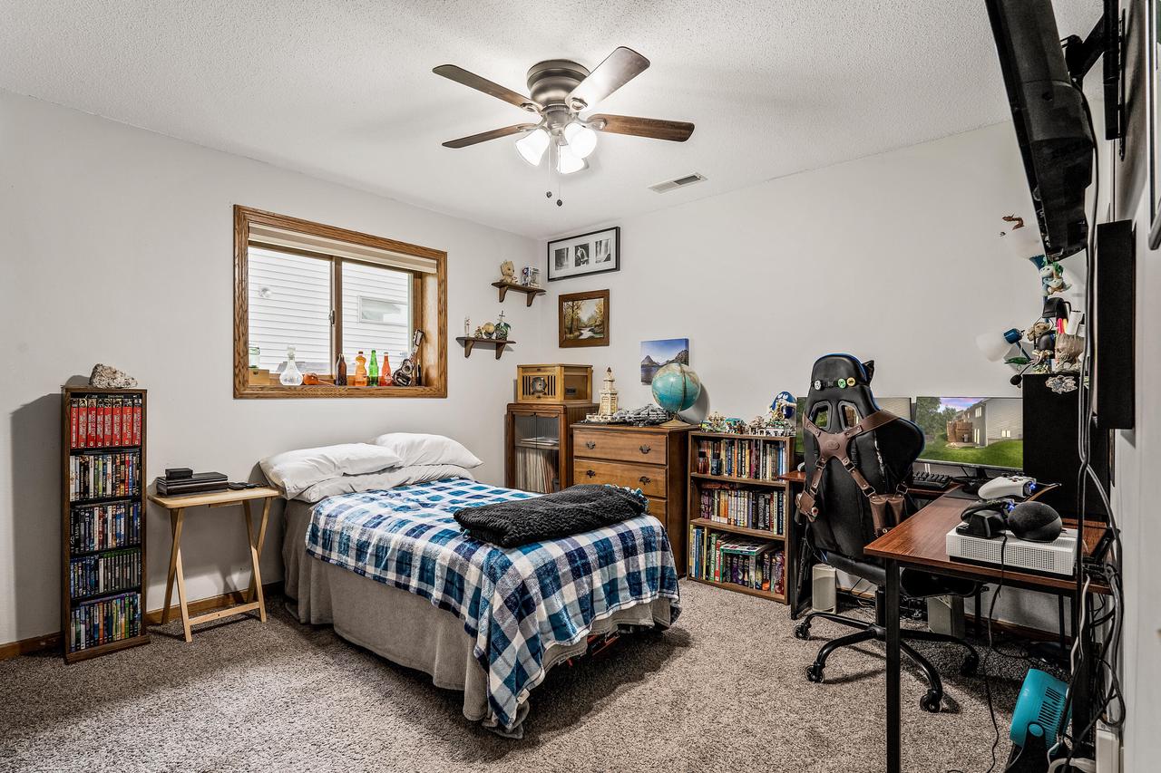 2011 Sandalwood DRIVE