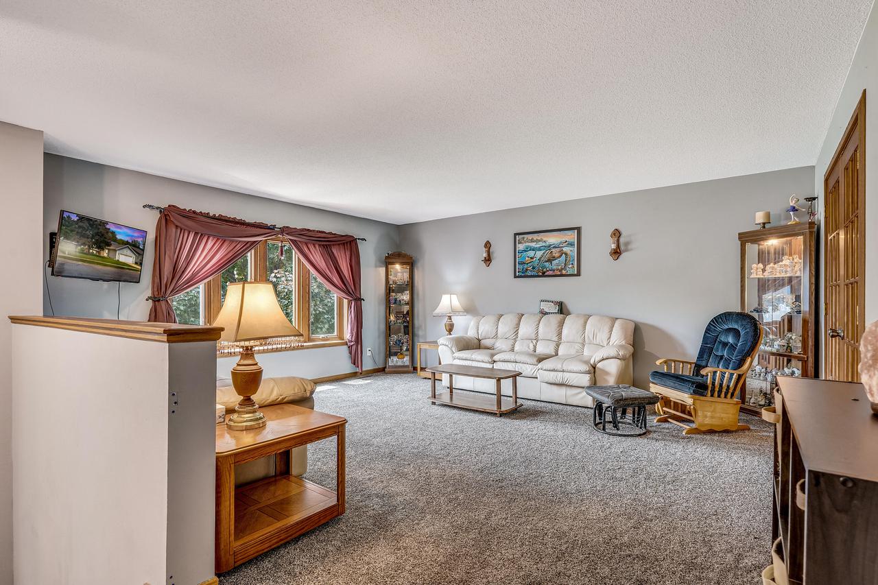 2011 Sandalwood DRIVE