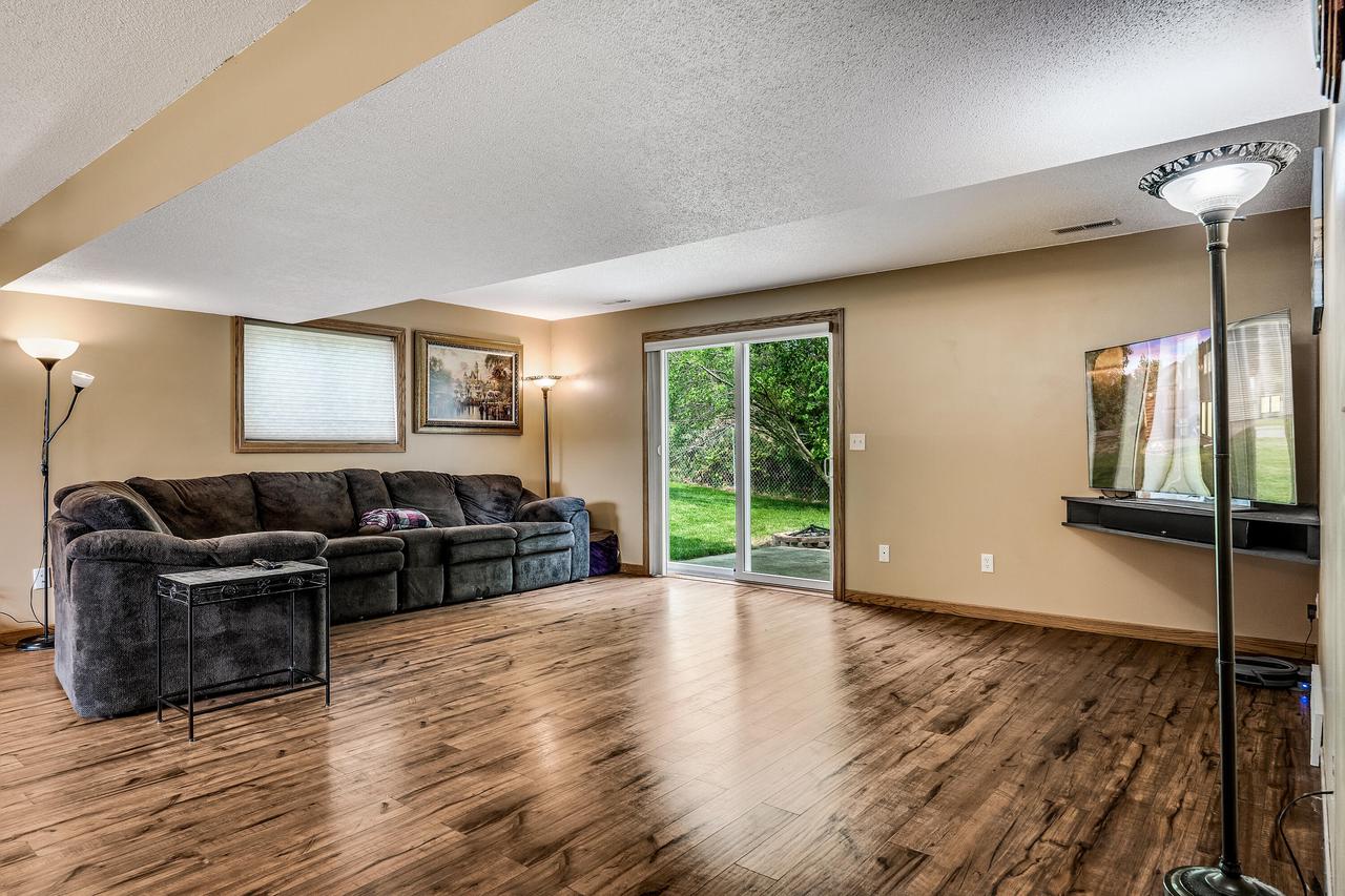 2011 Sandalwood DRIVE