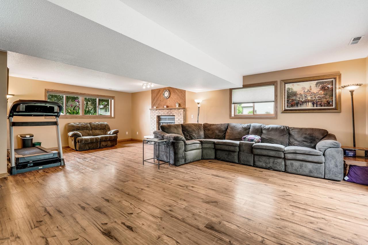 2011 Sandalwood DRIVE