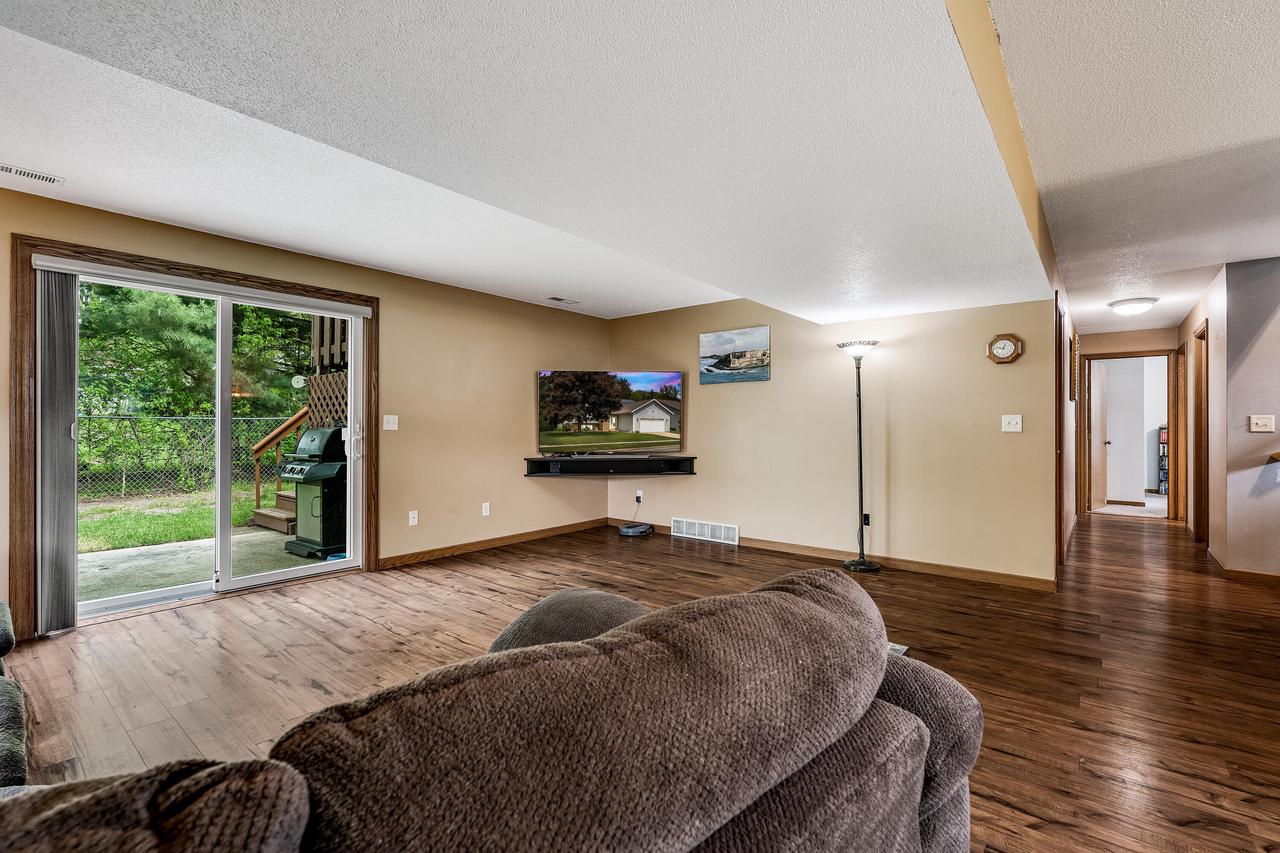 2011 Sandalwood DRIVE
