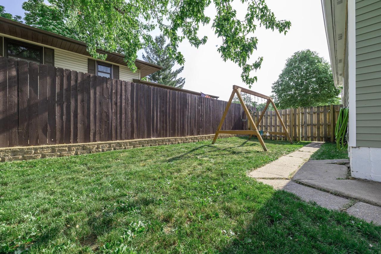 324 9th AVENUE SOUTH South