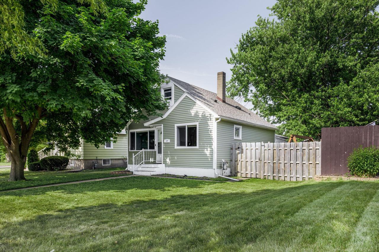 324 9th AVENUE SOUTH South