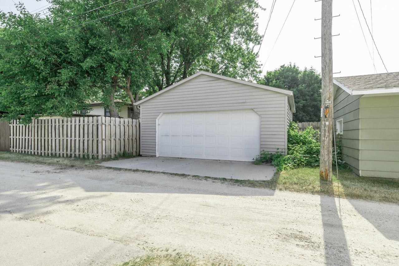 324 9th AVENUE SOUTH South