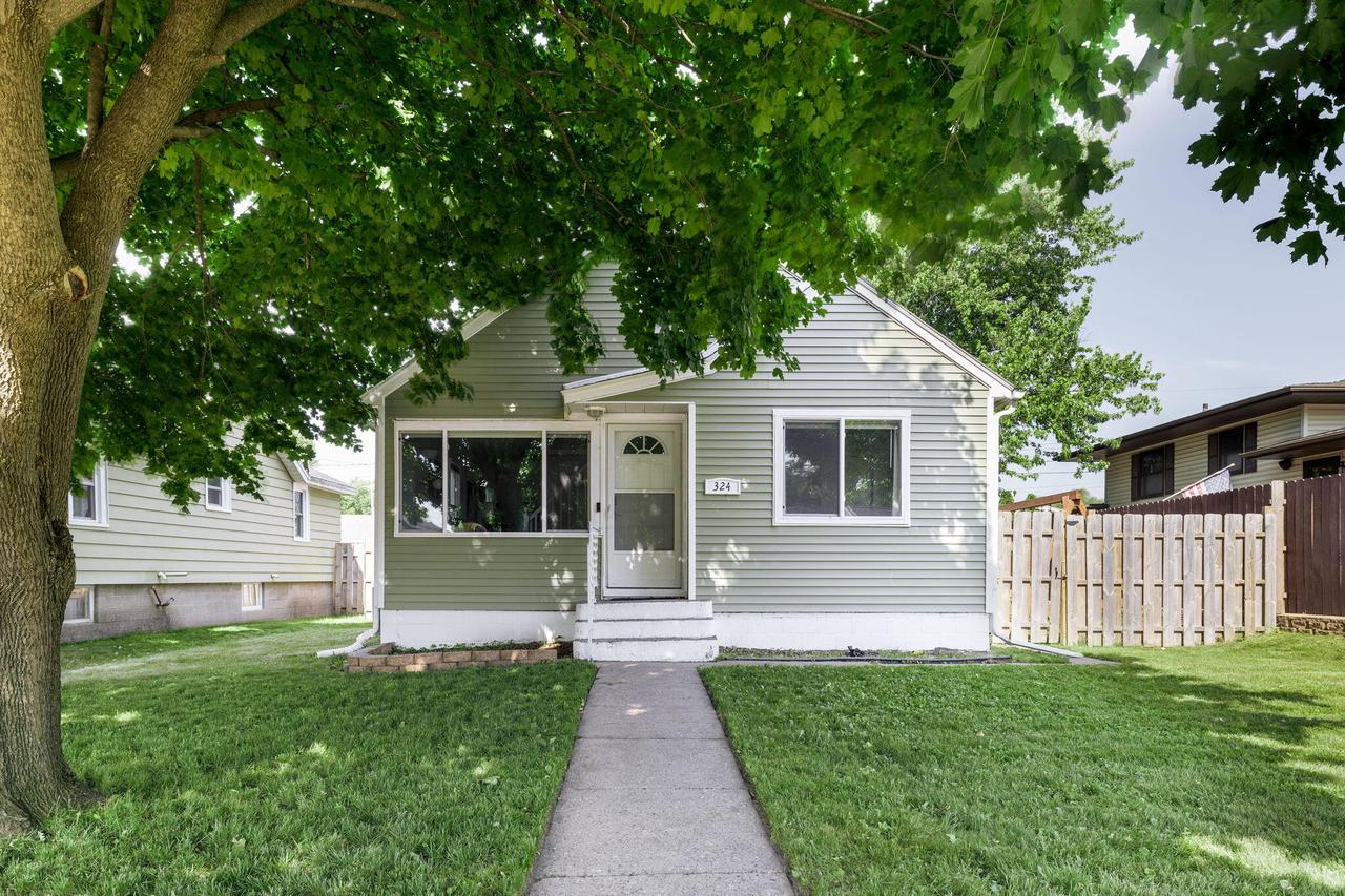 324 9th AVENUE SOUTH South