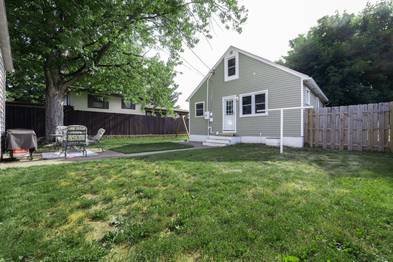 324 9th AVENUE SOUTH South