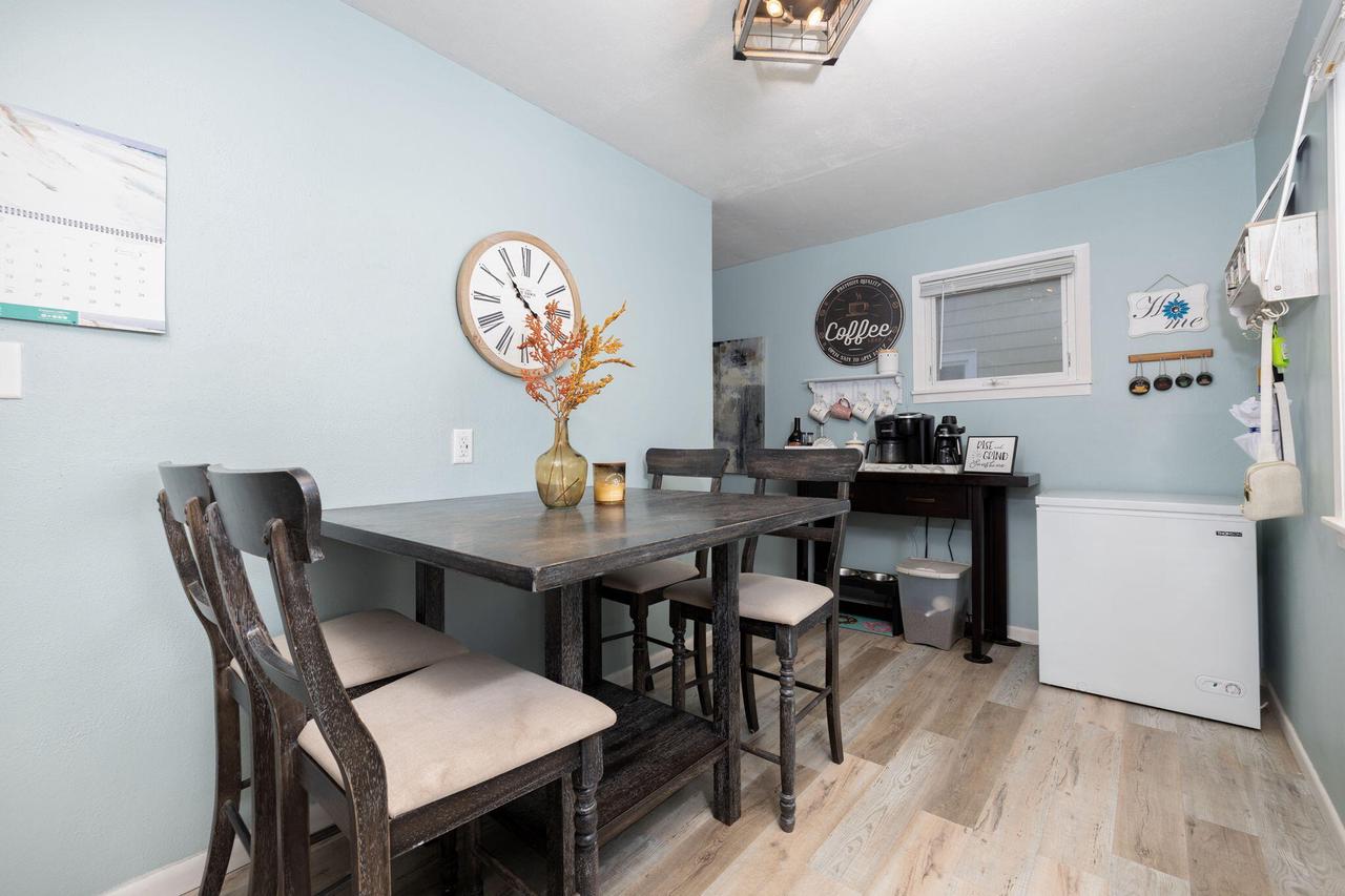 324 9th AVENUE SOUTH South