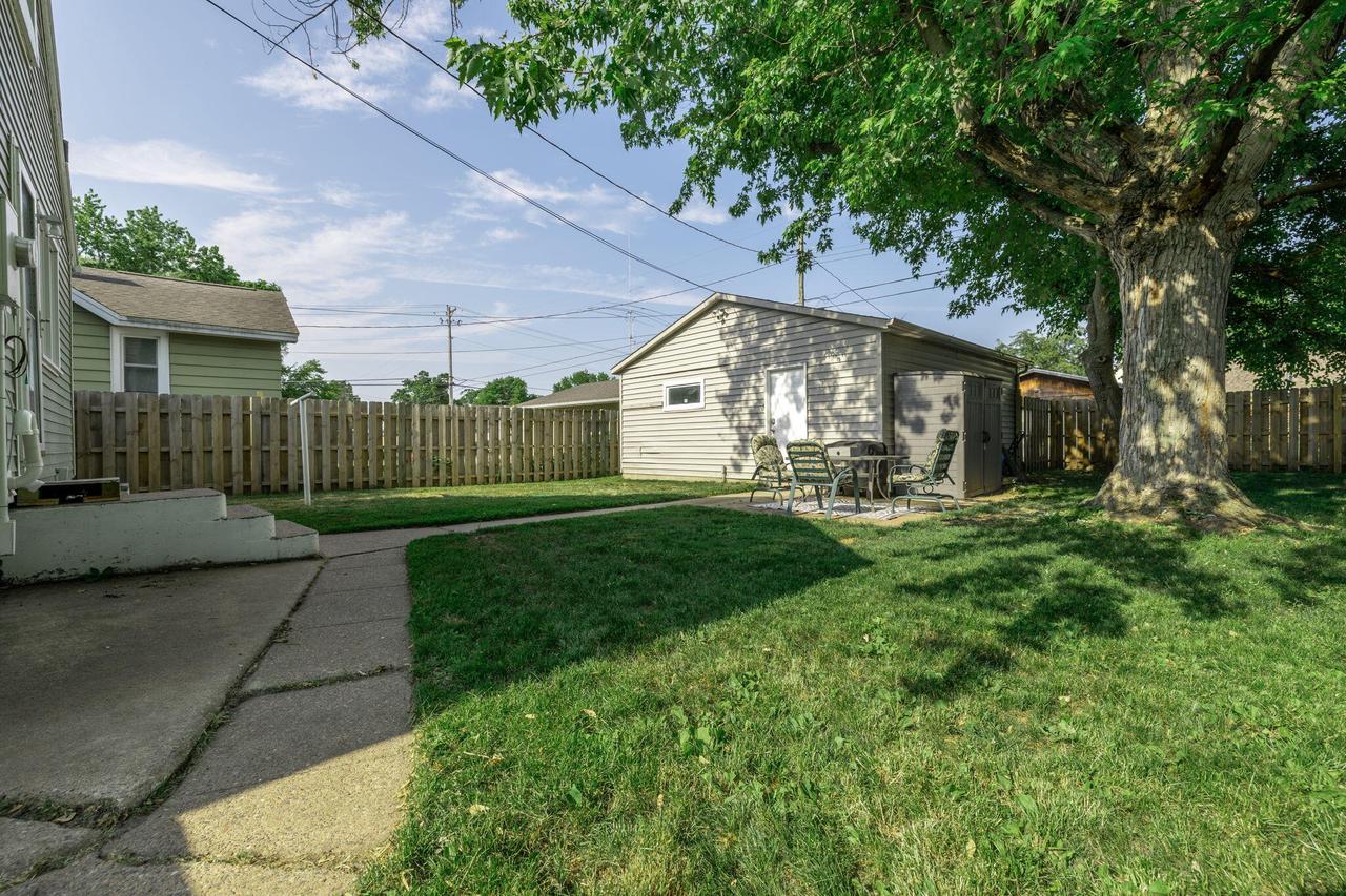 324 9th AVENUE SOUTH South