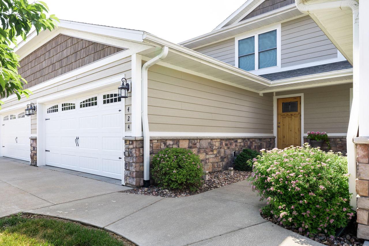 424 Coronado CIRCLE