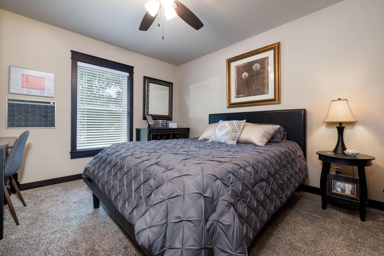 424 Coronado CIRCLE