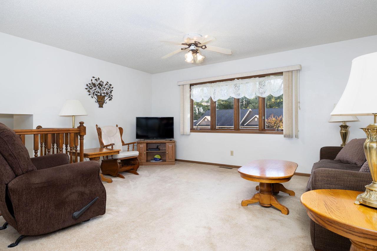 1913 Caroline STREET