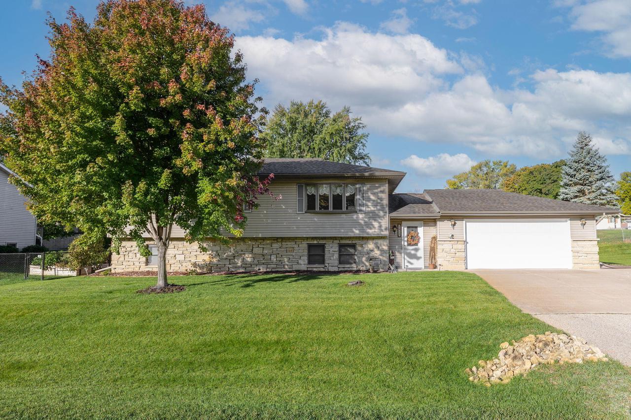 1913 Caroline STREET