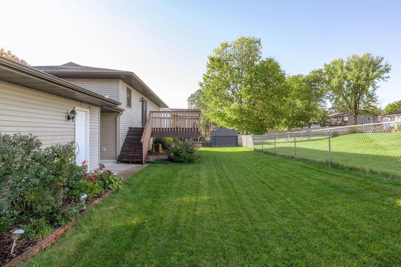 1913 Caroline STREET