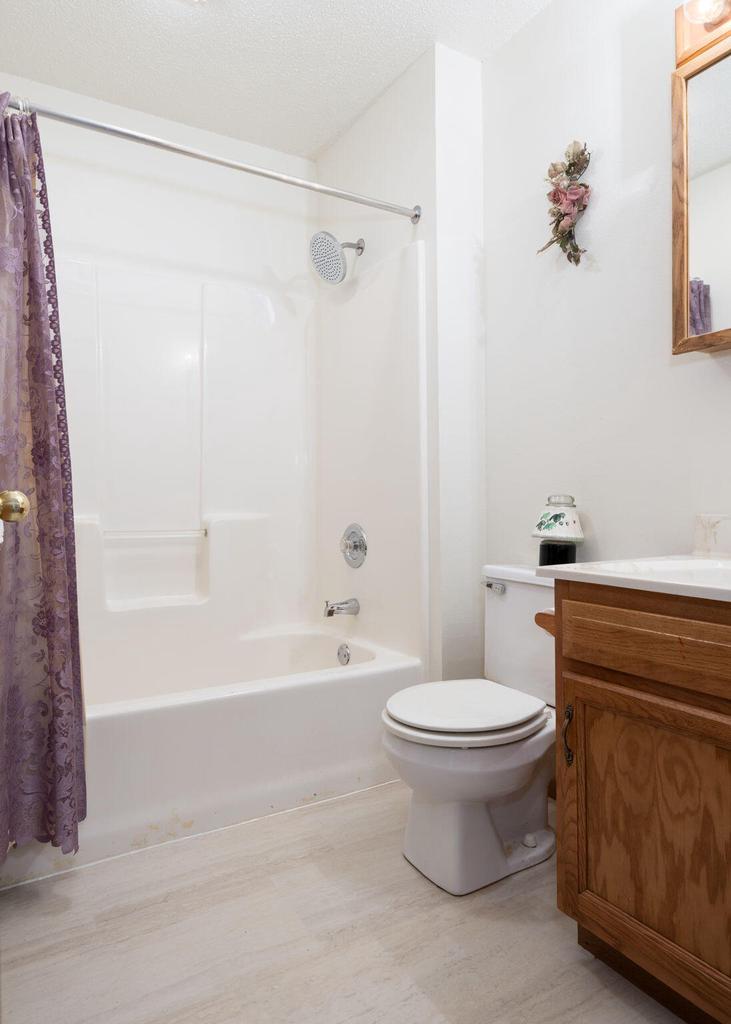 1913 Caroline STREET