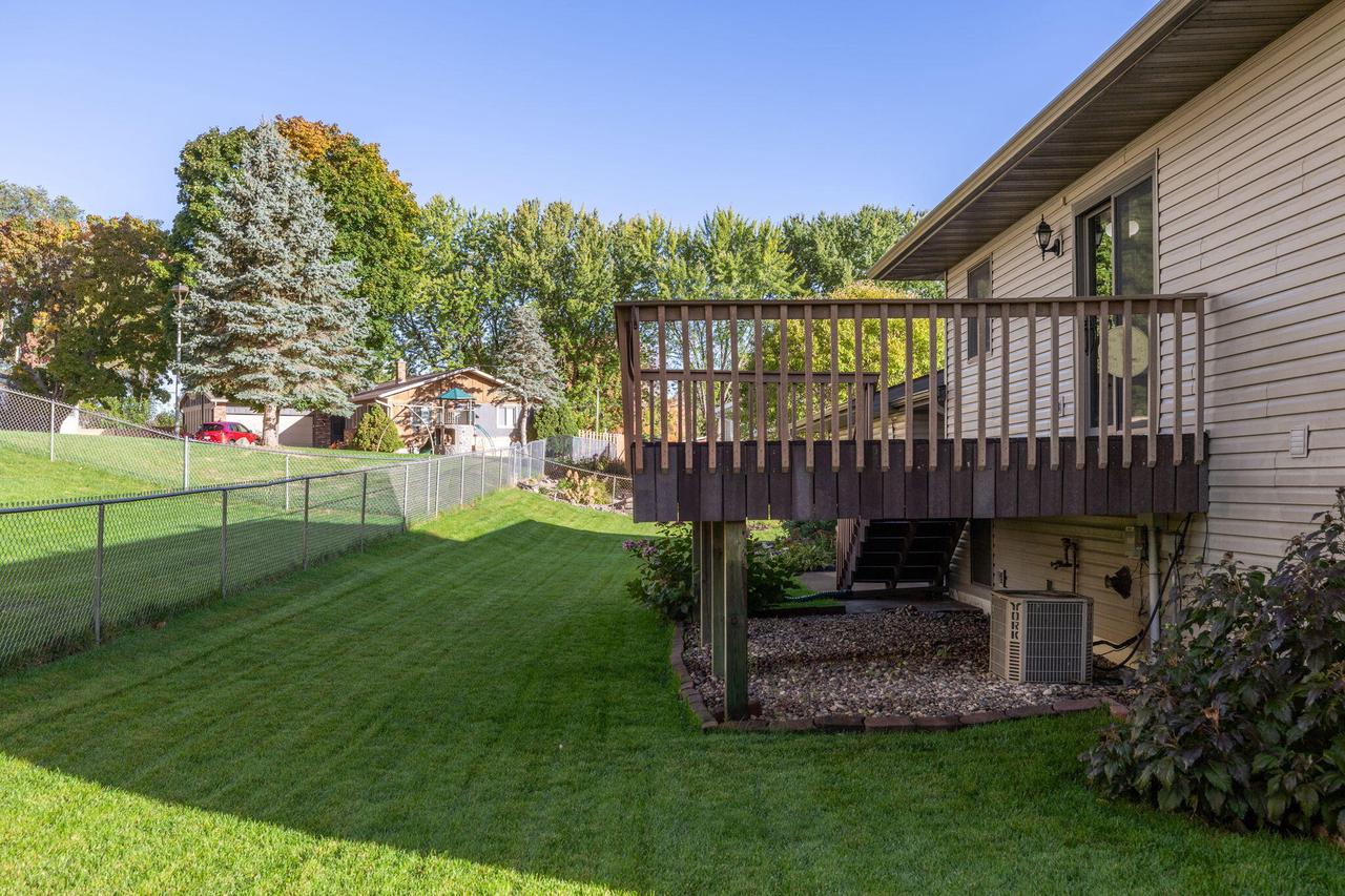 1913 Caroline STREET