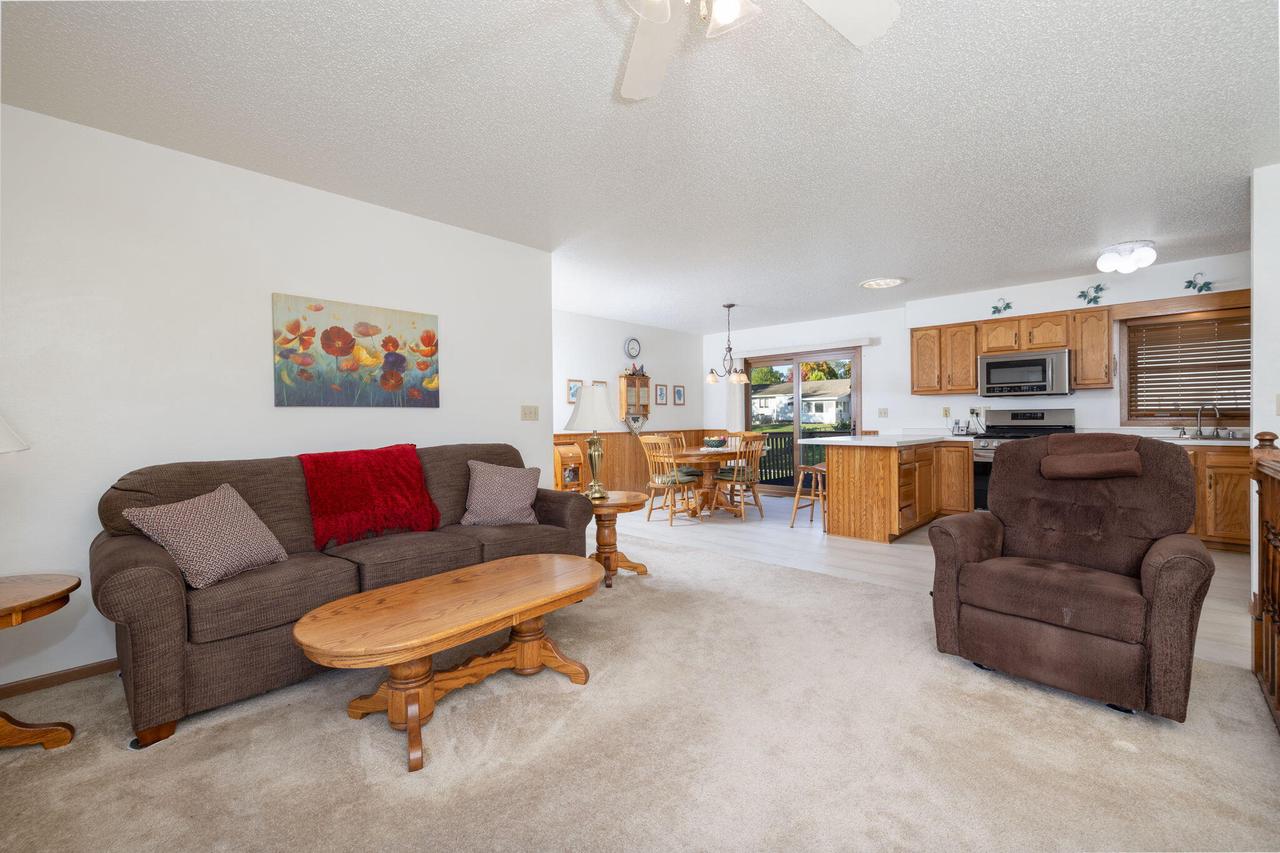 1913 Caroline STREET