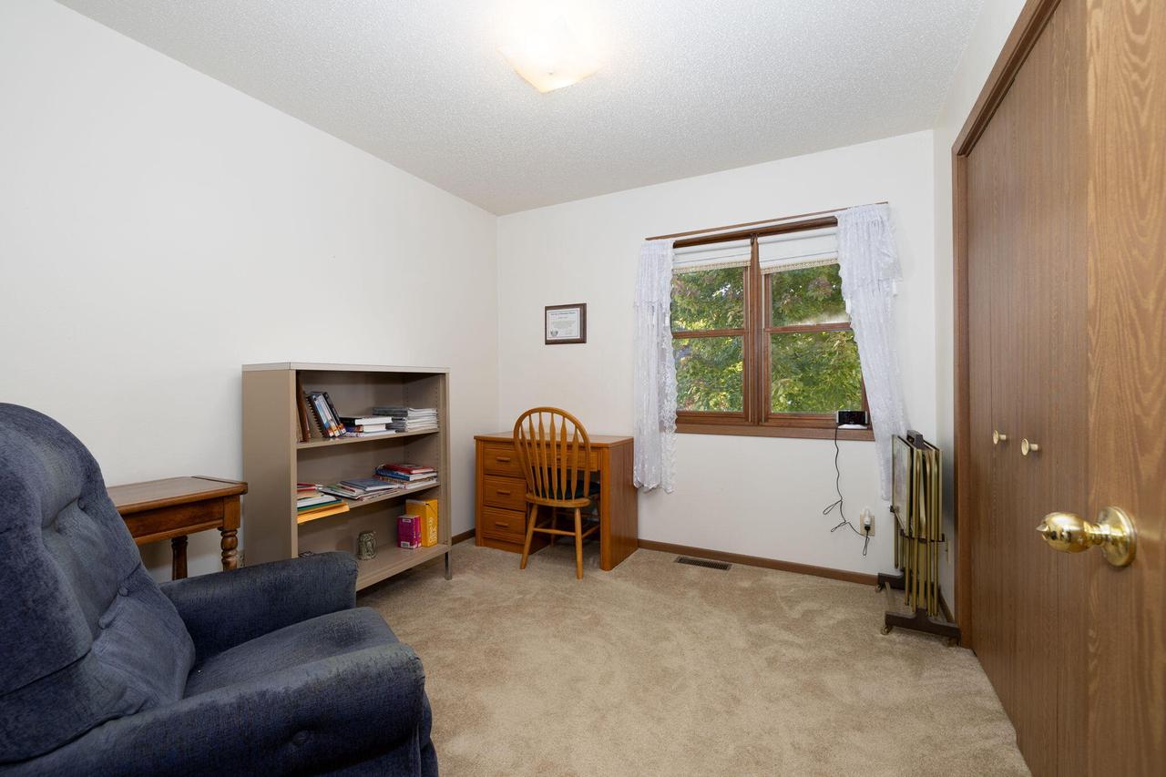 1913 Caroline STREET