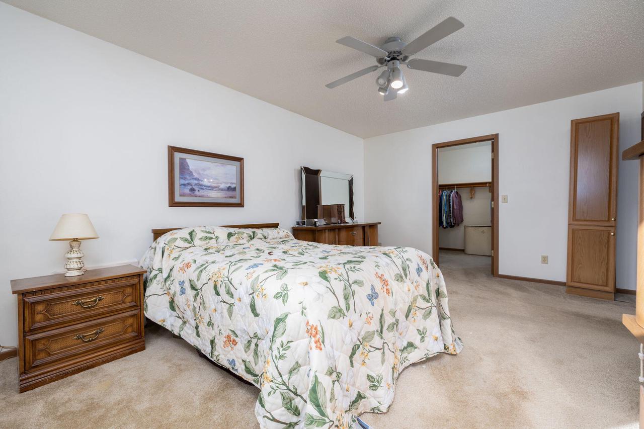 1913 Caroline STREET