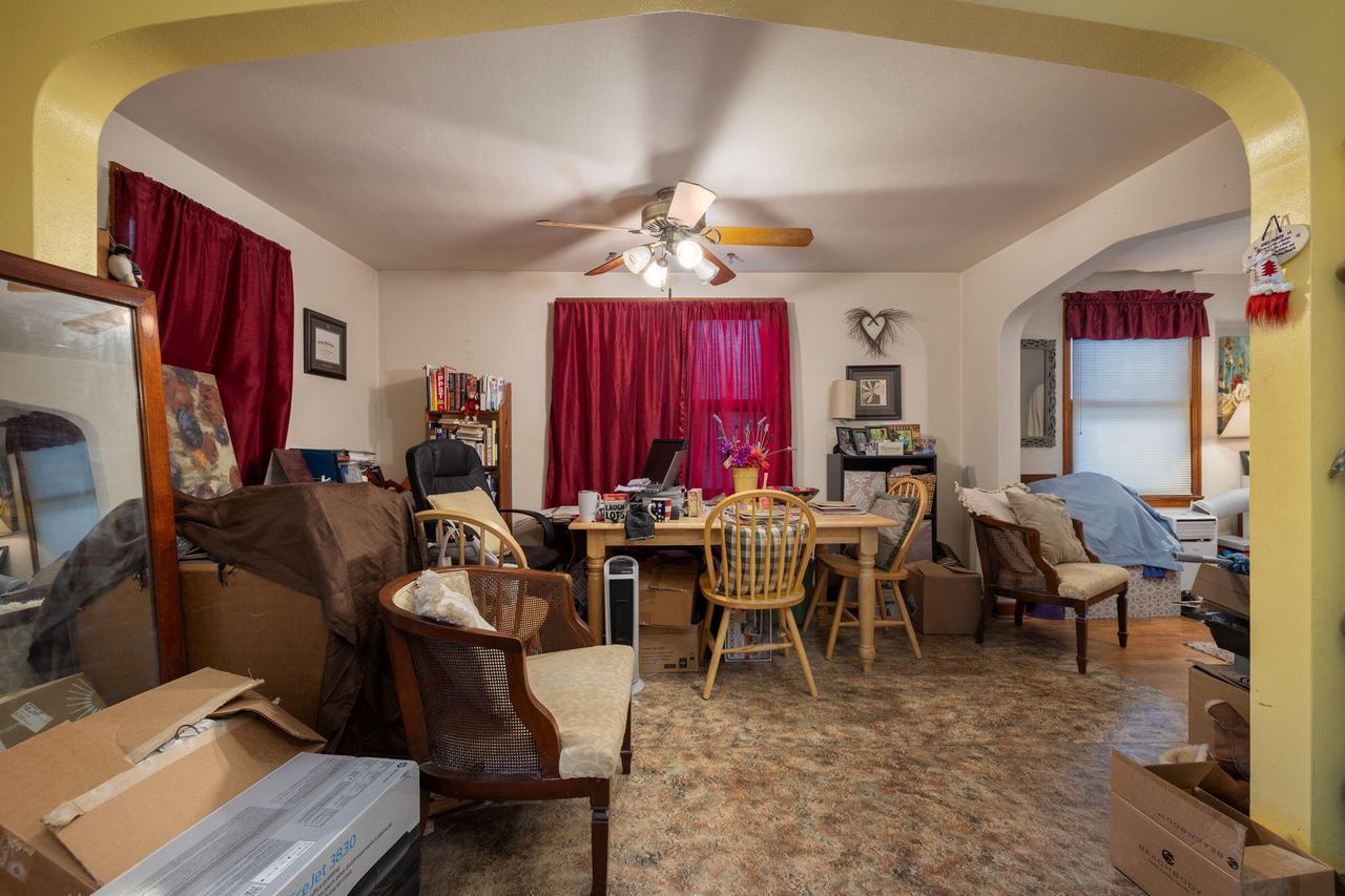 2119 14th St S 2121