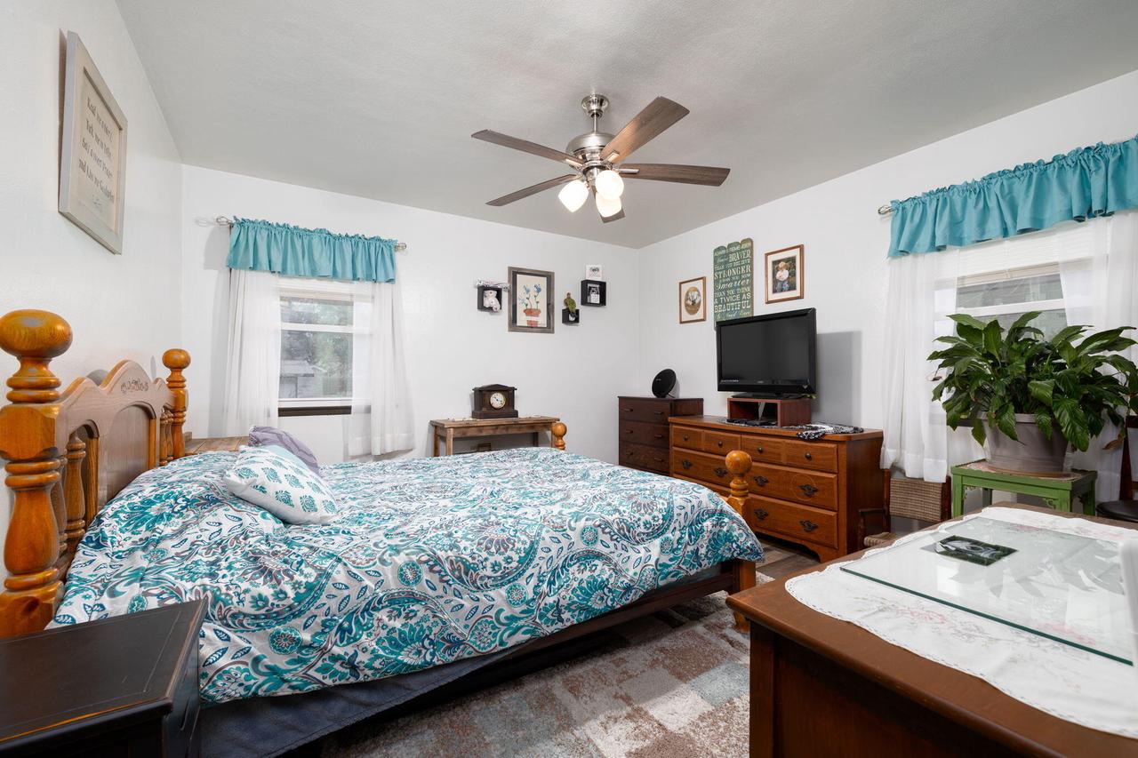 1024 Avon STREET 1026