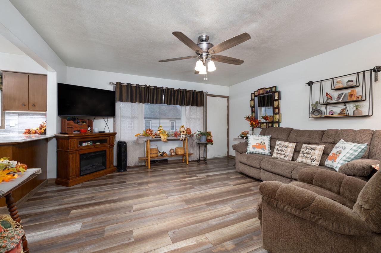 1024 Avon STREET 1026