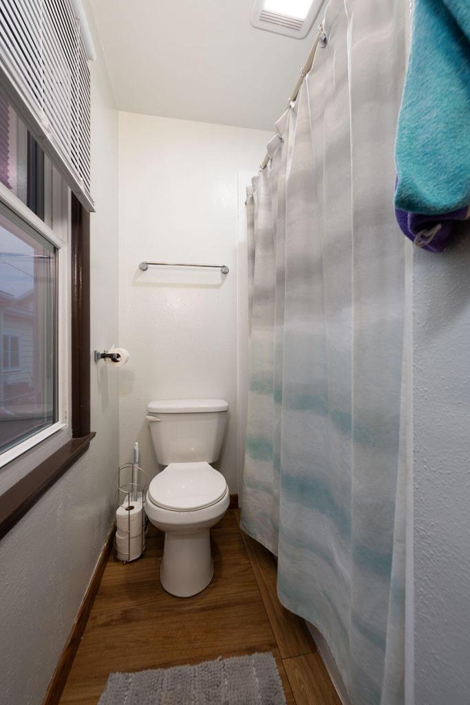 1024 Avon STREET 1026