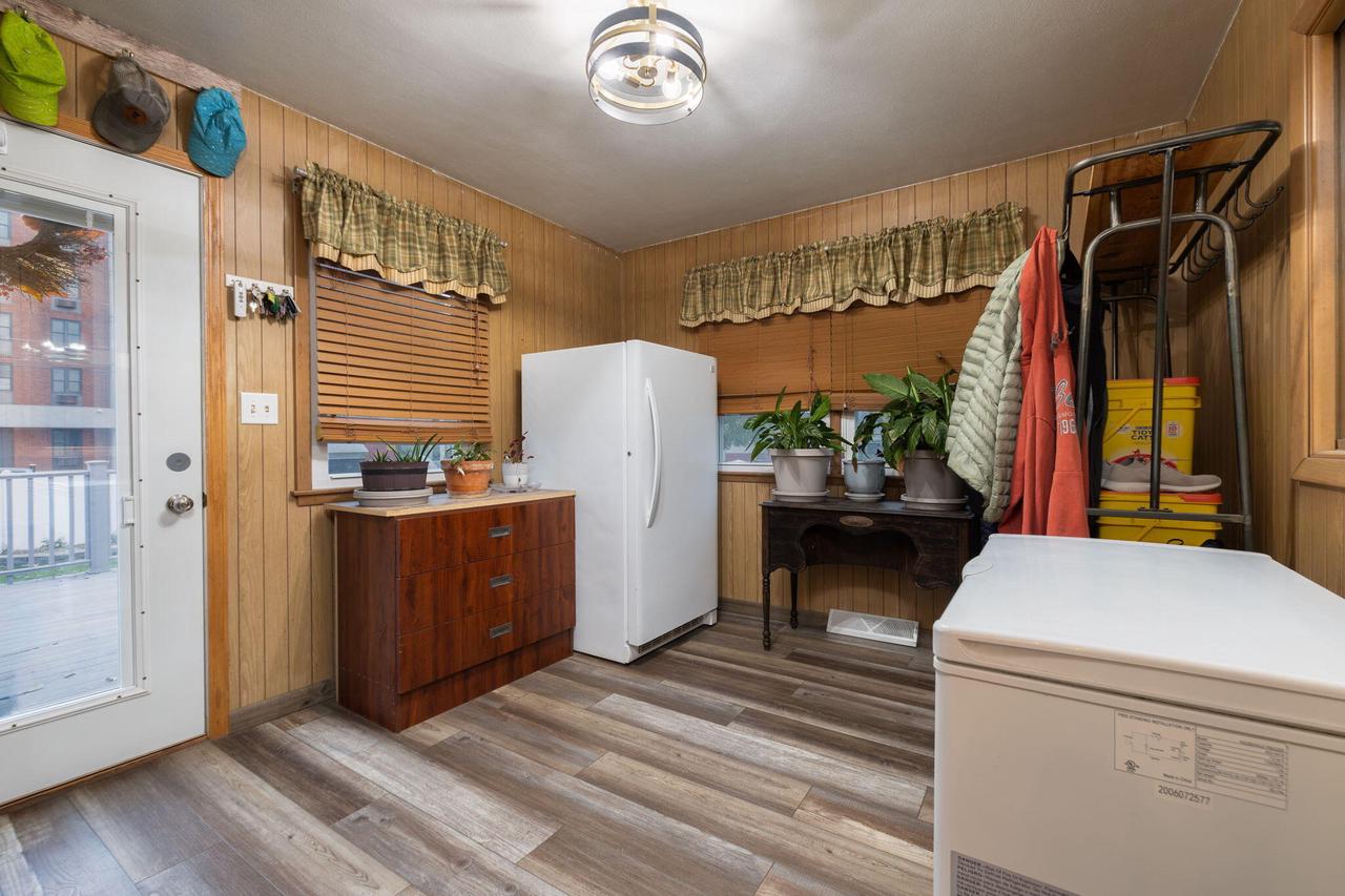 1024 Avon STREET 1026