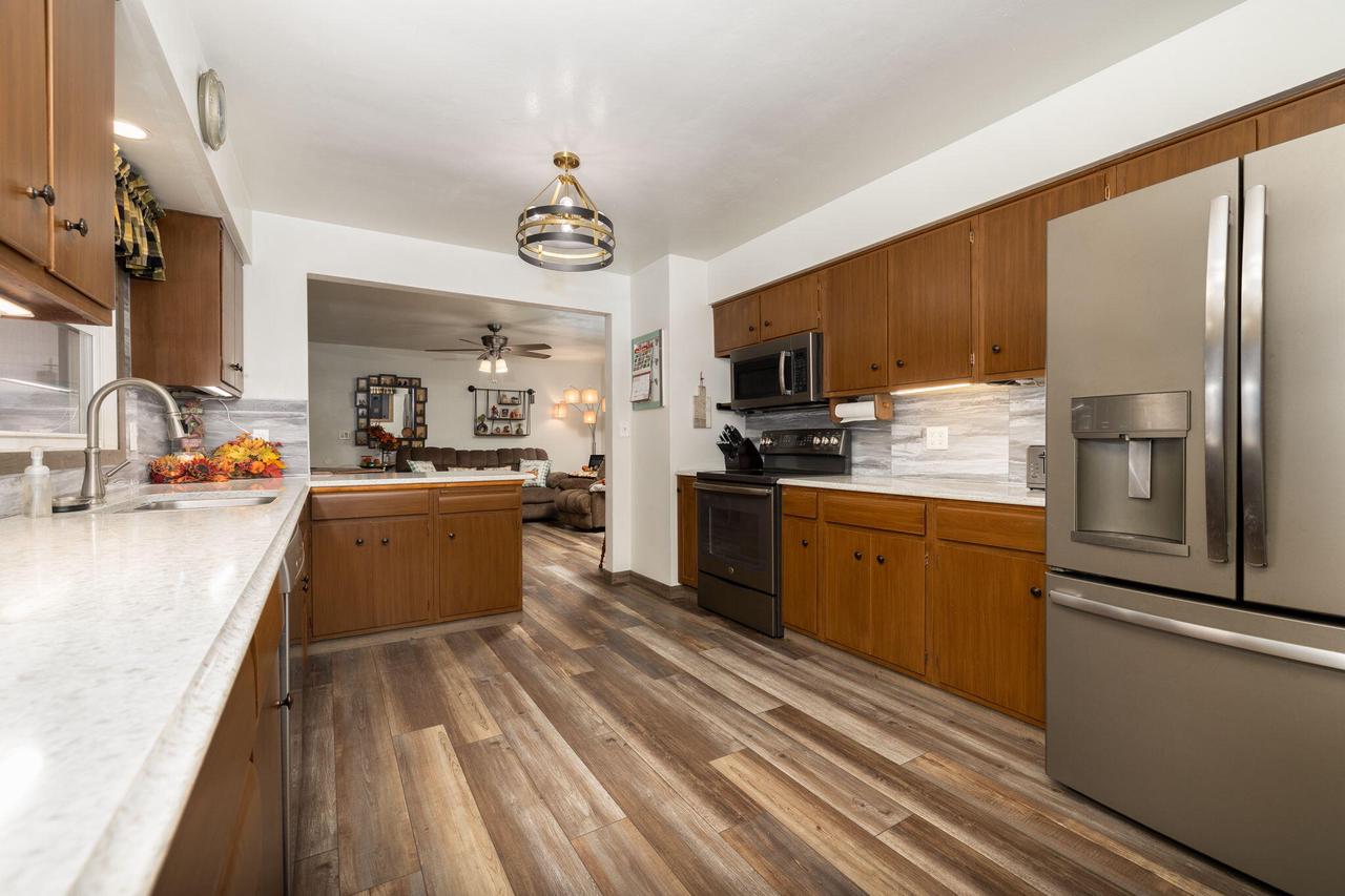 1024 Avon STREET 1026