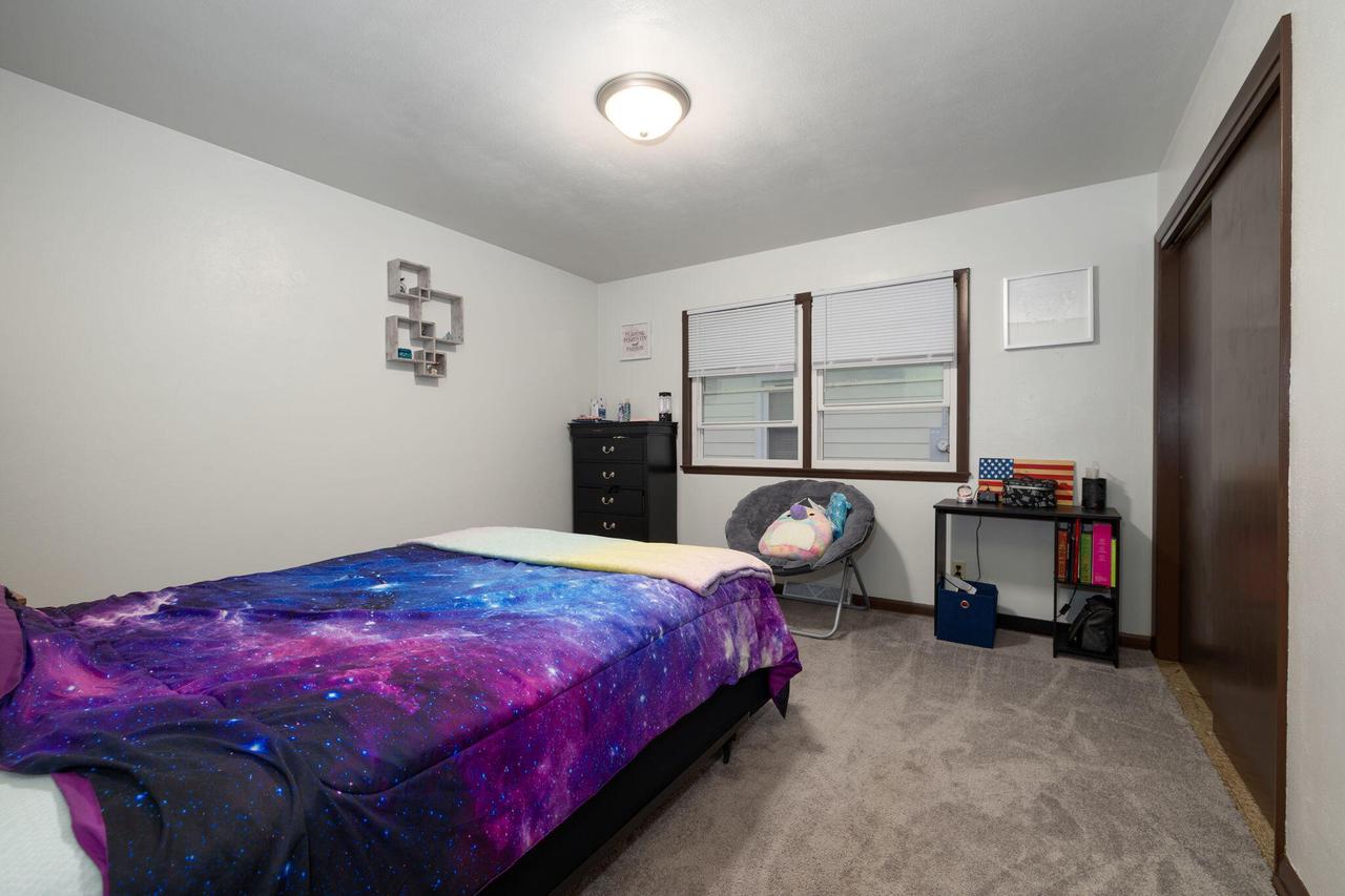 1024 Avon STREET 1026