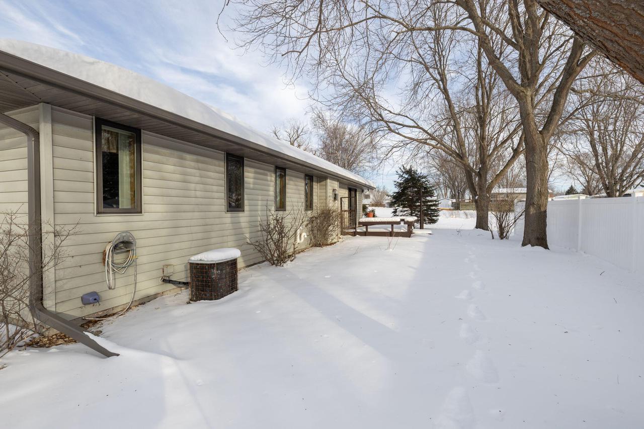 1045 Harter COURT