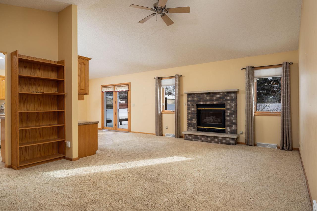 1045 Harter COURT
