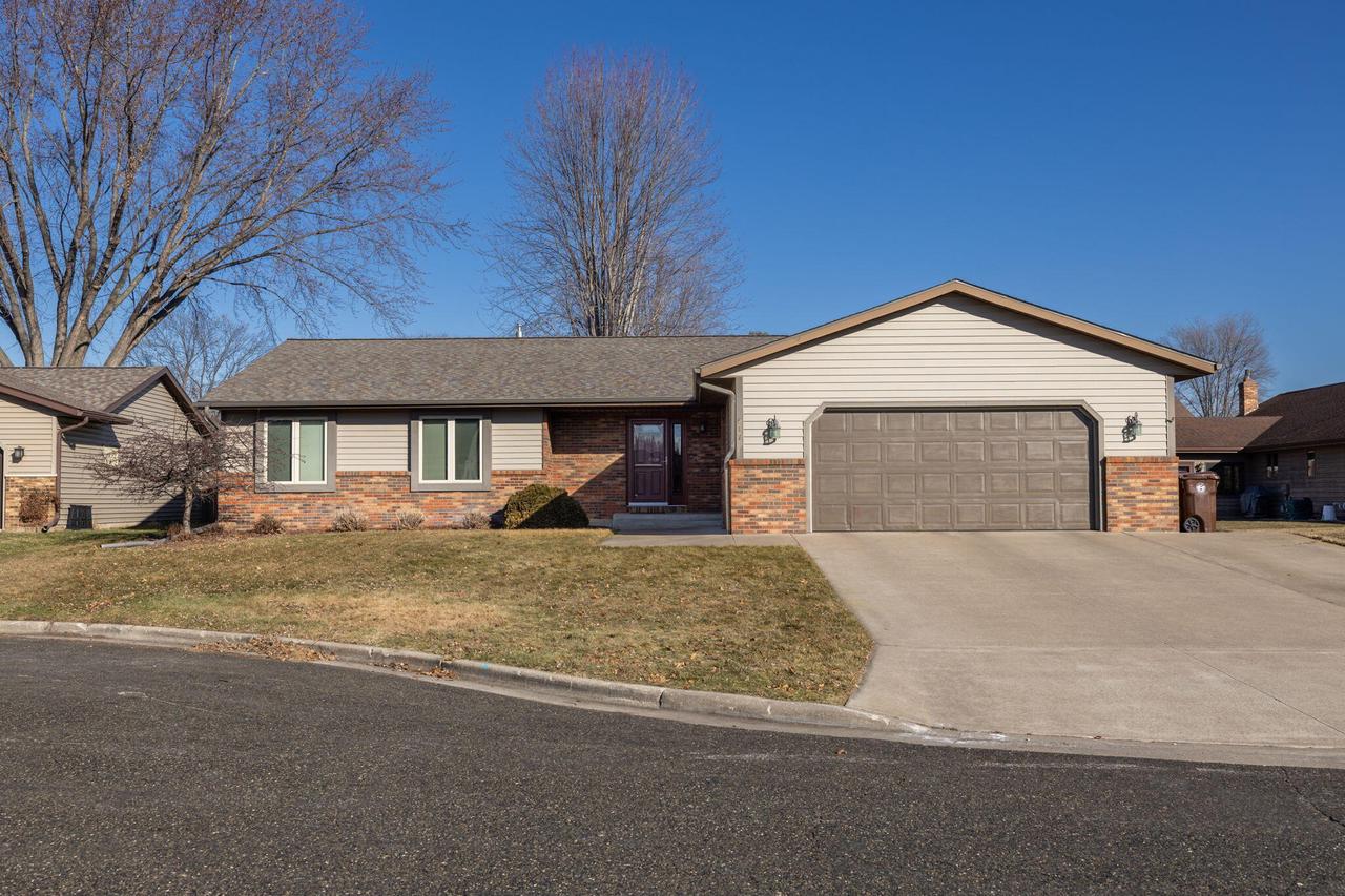 617 Kelly PLACE