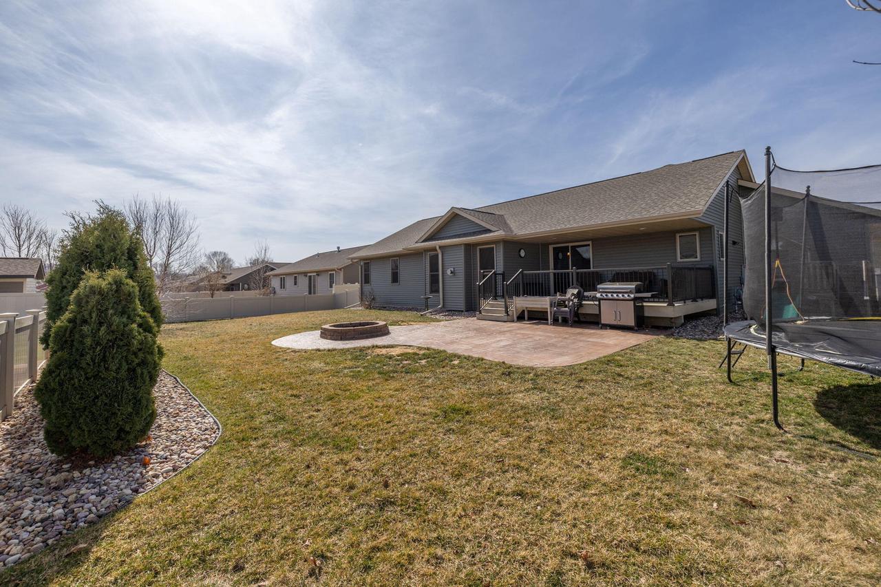 851 Deerfield STREET