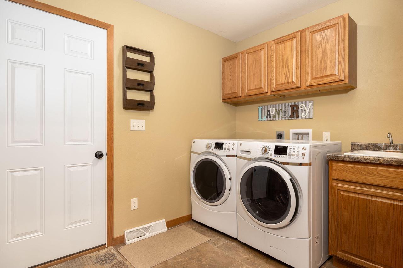 851 Deerfield STREET