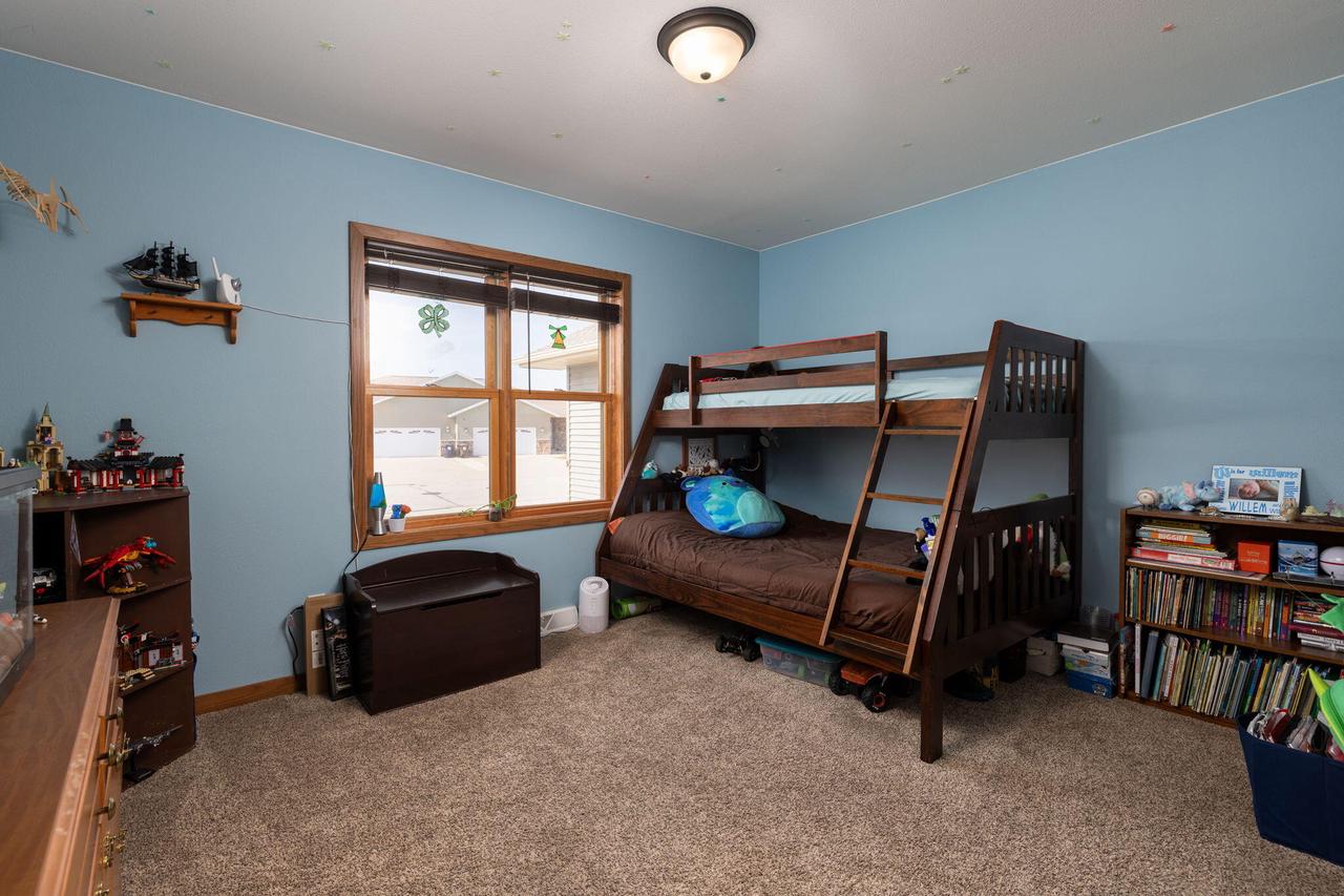 851 Deerfield STREET