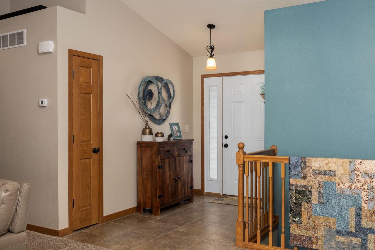 851 Deerfield STREET