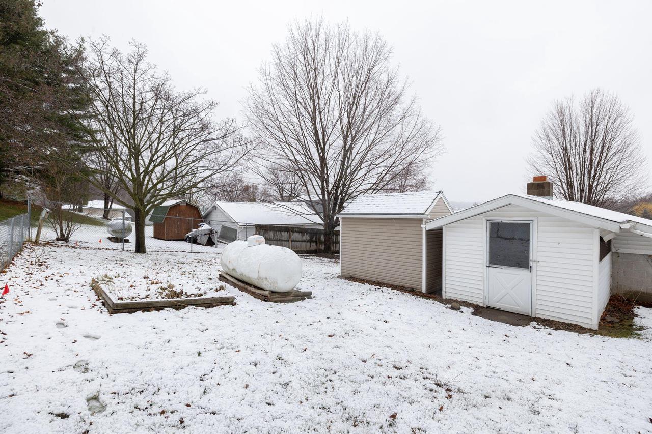 41907 Spillway DRIVE