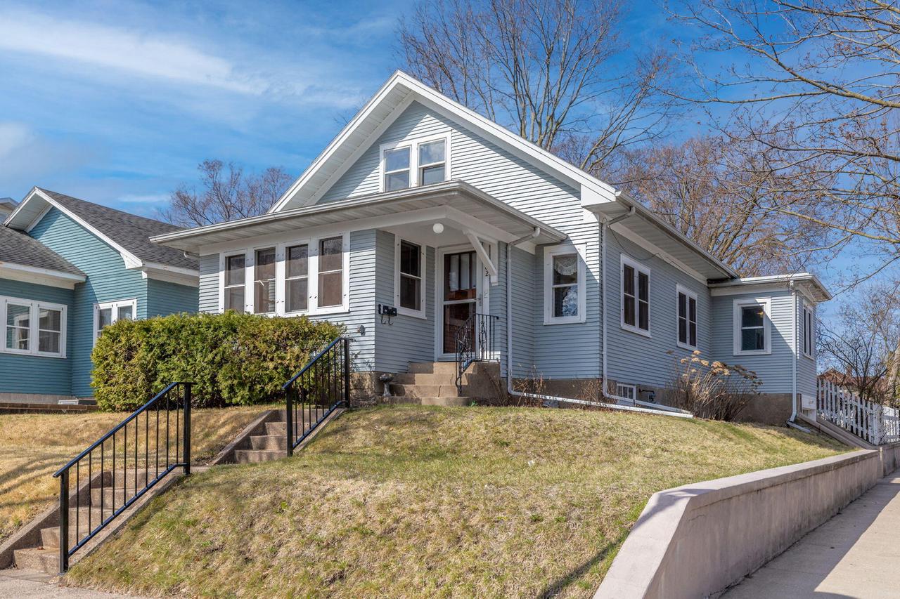 602 7th STREET SOUTH South