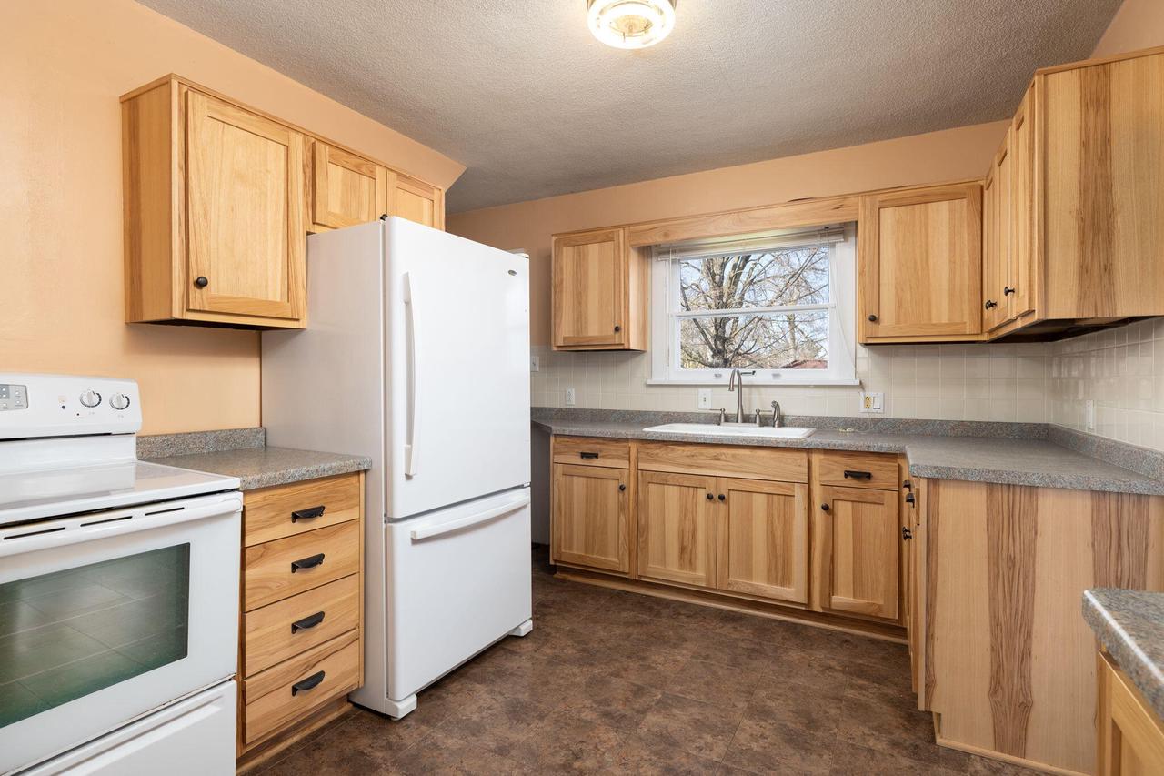 602 7th STREET SOUTH South