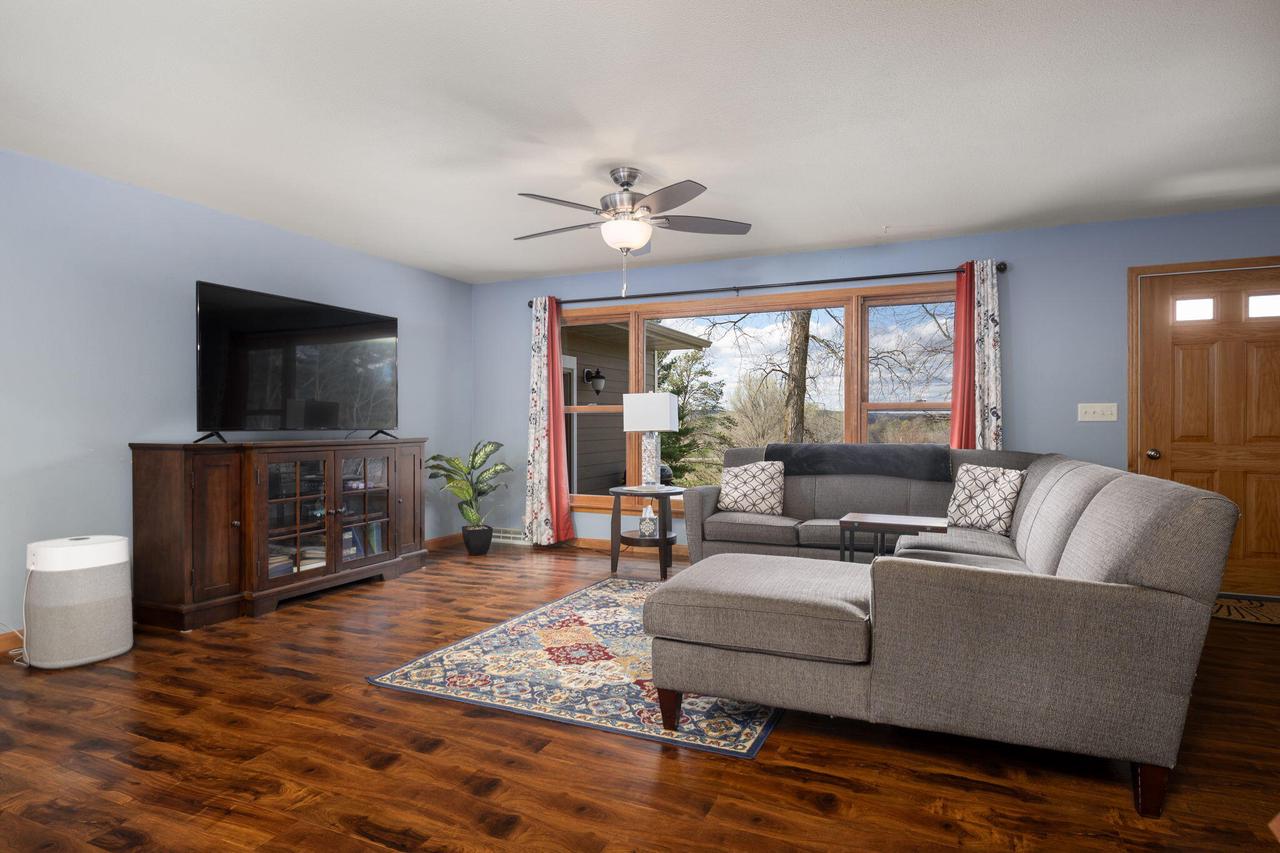 N13785 Canar ROAD
