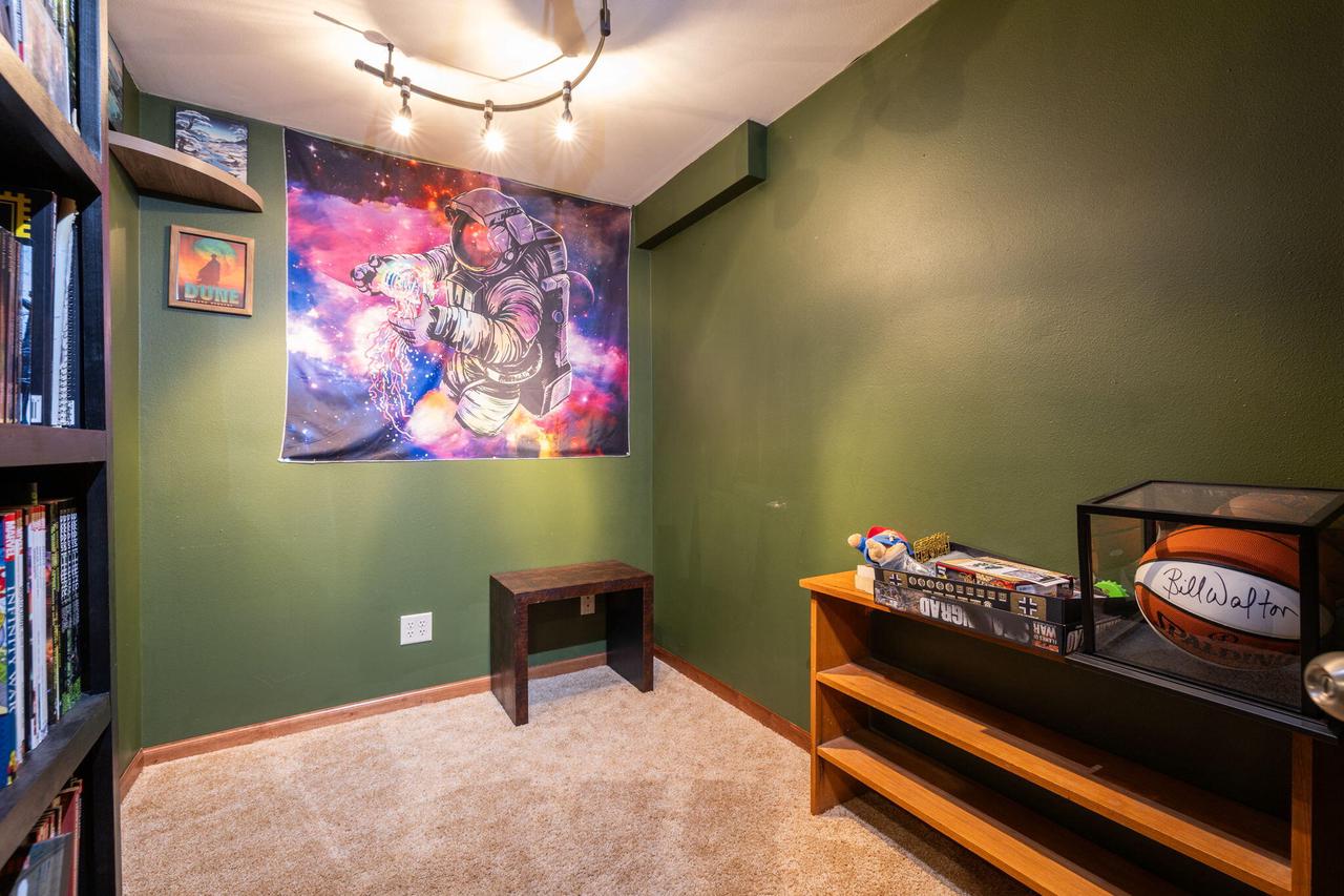 901 Remington DRIVE