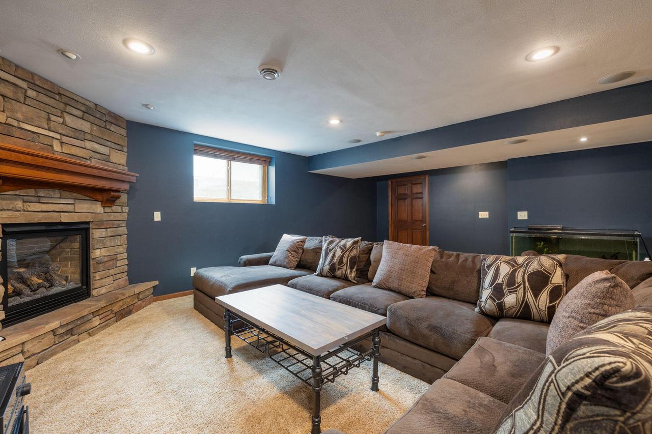 901 Remington DRIVE