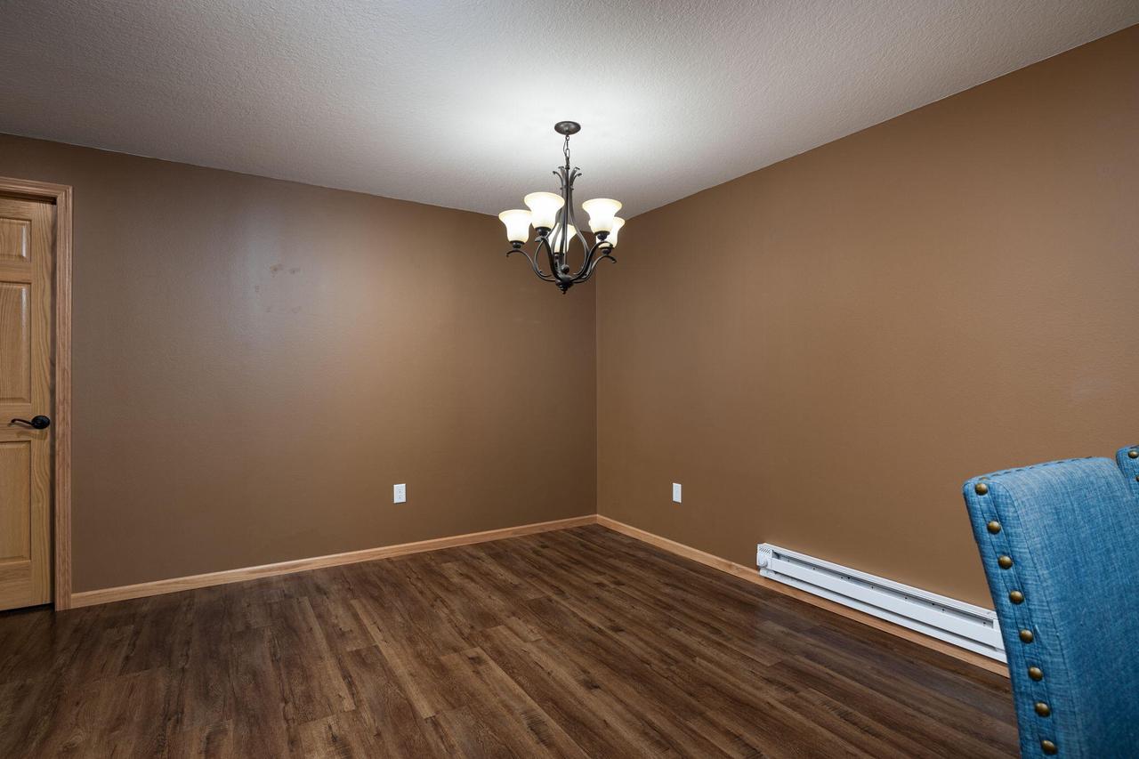 W7976 Vermeer STREET