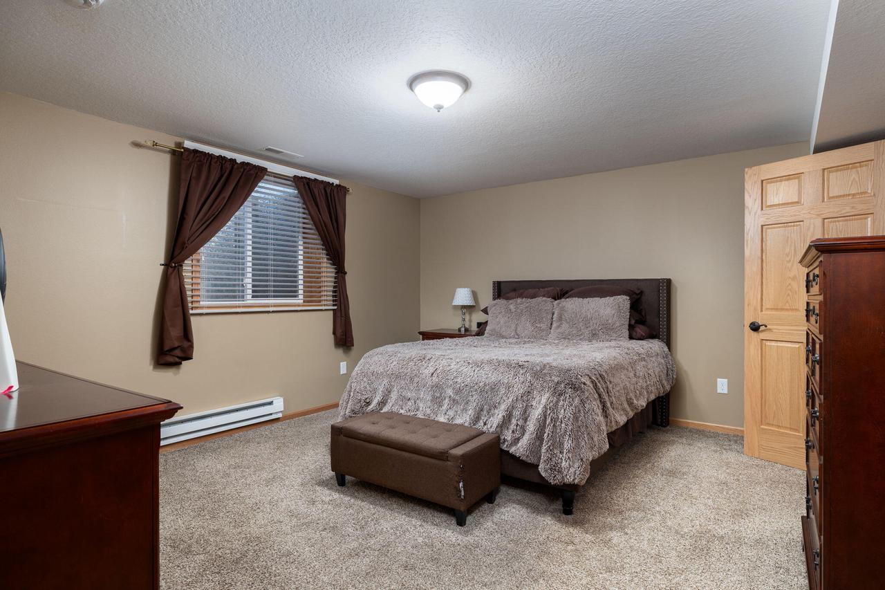 W7976 Vermeer STREET