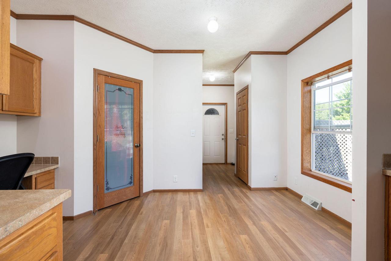 W7976 Vermeer STREET