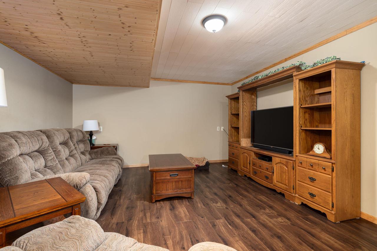 W7976 Vermeer STREET