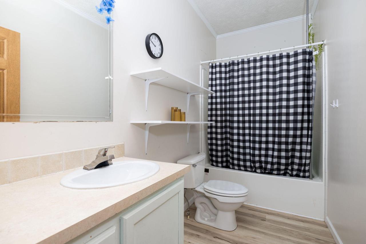 W7976 Vermeer STREET